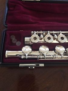 Yamaha 481 II 925 silver flute EXCELLENT CONDITION includes 2 cases
