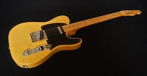 Fender 1993 Telecaster - 52 Reissue inc case (butterscotch)