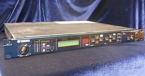 YAMAHA: SPX2000 USED