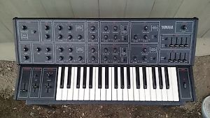YAMAHA CS15 monophonic synthesizer serviced