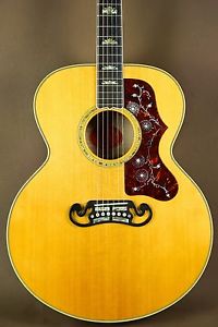 2000 Gibson SJ-200 Custom Elite Antique Natural Acoustic Guitar J-200