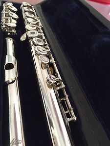 ALTUS 1307RE (.958) BRITTANIA SILVER OPEN-HOLE FLUTE - OFFSET G/SPLIT E (SUPERB)