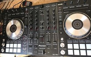 Pioneer Pro DJ DDJ-SX2 DJ Controller