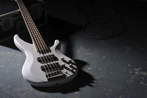 YAMAHA TRBX 505 TWH TRANSLUCIENT WHITE