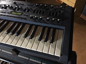 Roland JP-8000 EXCELLENT SHAPE WITH FIRMWARE UPDATED