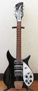 RICKENBACKER MODEL 325 (1994) Used  w/ Hard case
