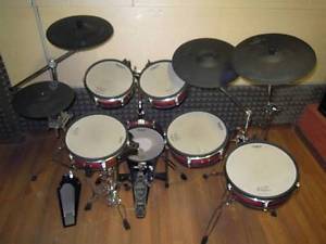 ROLAND V DRUMS SESSION TD10