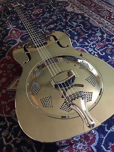 Dobro Hound Dog M-14