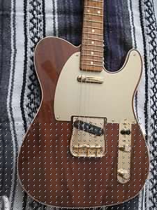 Guitars 2016 FENDER CUSTOM SHOP CLARO  WALNUT ARTISAN TELECASTER BIRDSEYE NECK