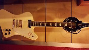 gibson firebird v white electric guitar banjo tuners