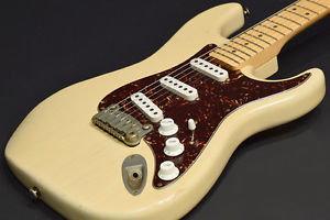 Used G & L / LEGACY RUSTIC WB from JAPAN EMS