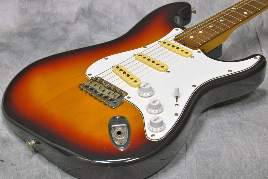 Used Fender Japan / Stratocaster ST62-US 3 Tone Sunburst from JAPAN EMS
