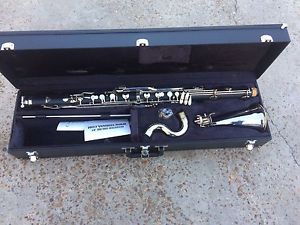 Yamaha Bass Clarinet Model 220L