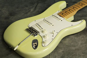 Used Fender Custom Shop / 1968 Stratocaster Olmpic White / fender from JAPAN EMS