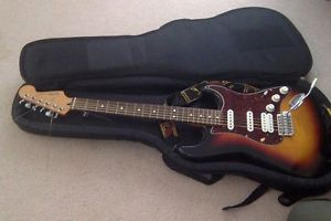 Fender American Special STRATOCASTER electric guitar with case