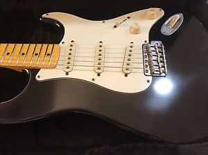 Schecter Schecter USA Traditional Wembly Black Aged Nitro 2017 Black Aged Nitro