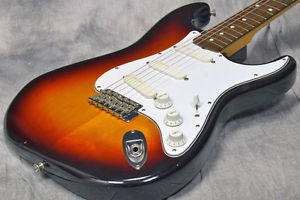 Used Fender Japan / Stratocaster ST62-138 3-Tone Sunburst from JAPAN EMS