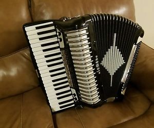 accordion diomond