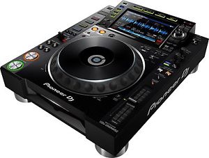 (2) Pair of Pioneer CDJ-2000NXS2 CDJ-2000 Nexus 2