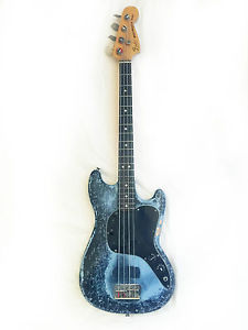 Vintage FENDER "Musicmaster" Bass - 1978 Made in USA.