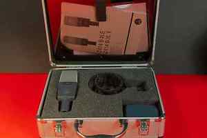 AKG C414 B-XLS Condenser Microphone Shock, Case, Pop Filter, Pouch, Wind Screen