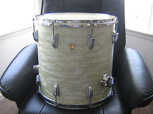 VINTAGE LUDWIG 1965 FLOOR TOM      WMP