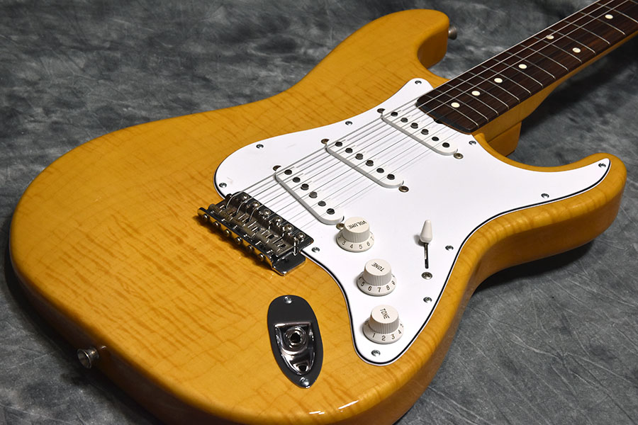 Used Fender Japan / Stratocaster ST62-70NS Foto Flame Natural from JAPAN EMS