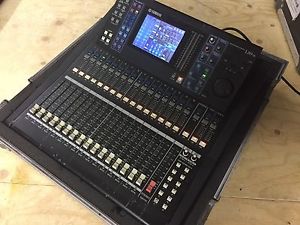 Yamaha LS9-16 Digital Mixing Console With Flight Case