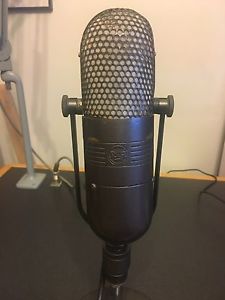 Vintage 1950's RCA 77DX ribbon microphone deco mic TV umber grey (No Stand)