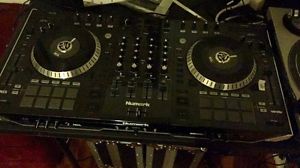 Numark NS7II Digital DJ Controller