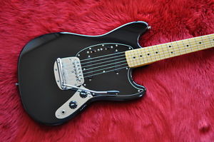 2010 Fender Japan MG77 MUSTANG Black Free Shipping