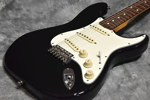 Used Fender Japan / Stratocaster ST62-TX Black from JAPAN EMS