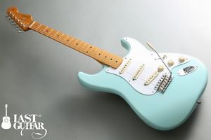 Fender Classic Series ‘50s Stratocaster Electric Guitar Free Shipping