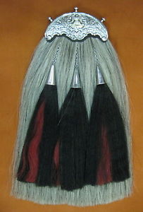 SI - 10 X ROYAL SCOTS DRAGOON GUARDS MILITARY LONG HORSE HAIR SPORRAN