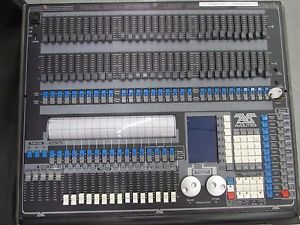 Avolites Pearl 2004 Moving Light Console