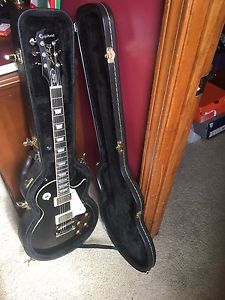 Les Paul Epiphone electric guitar with hard shell case