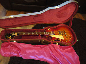 Left Handed Hohner L59 Professional LP Copy With good Gator Hard Case