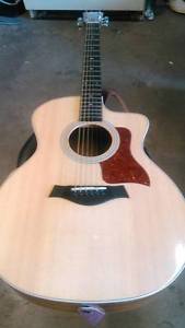 2014 Taylor 214CE koa deluxe with Koa sides and back