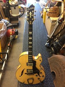HAGSTROM GUITAR SEMI-ACOUSTIC WITH HARD CASE FREE POSTAGE