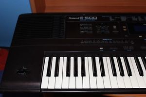 Roland E-500 Accompanying / Begleitautomatik-Keyboard Klassiker Electronic