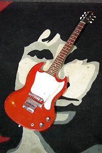 Gibson 1967 SG Melody Maker in Cardinal Red Finish
