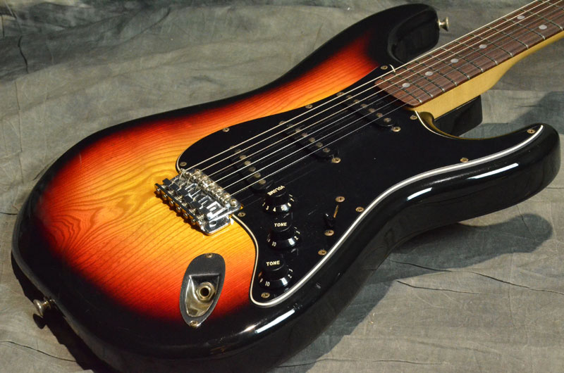Used FENDER JAPAN Fender Japan / ST72-55 / 3TS from JAPAN EMS