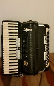 Accordion lo toska./3/5/hand made.reeds ex.condition