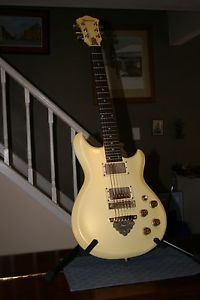 Ibanez Musician MC150PW 1982 Aged Polar White