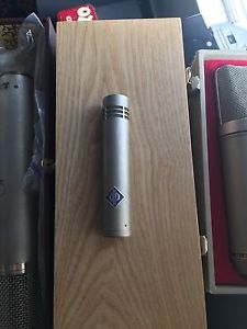 Vintage Neumann KM84i Microphone with Van Damme cable + shockmount