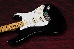 Fender Jimi Hendrix Stratocaster Black Maple Fingerboard 030711