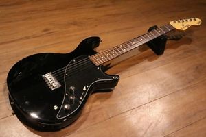 LINE 6 Variax 300 guitar From JAPAN/456