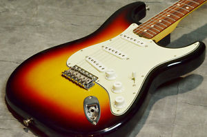Used Fender Fender / Custom Shop 1960 Stratocaster N.O.S. 3-Color Sunburst