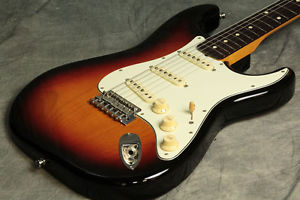 Used FENDER / ST62-105 DMC 3Tone Sunburst Fender from JAPAN EMS