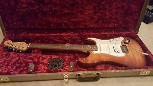 Used fender select stratocaster HSS 2012 made in USA